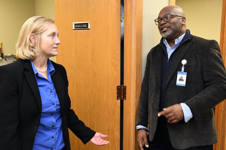 Criminal investigators Michelle Haidl, left, and Art McClenney with the Calhoun County Public Defender Office.