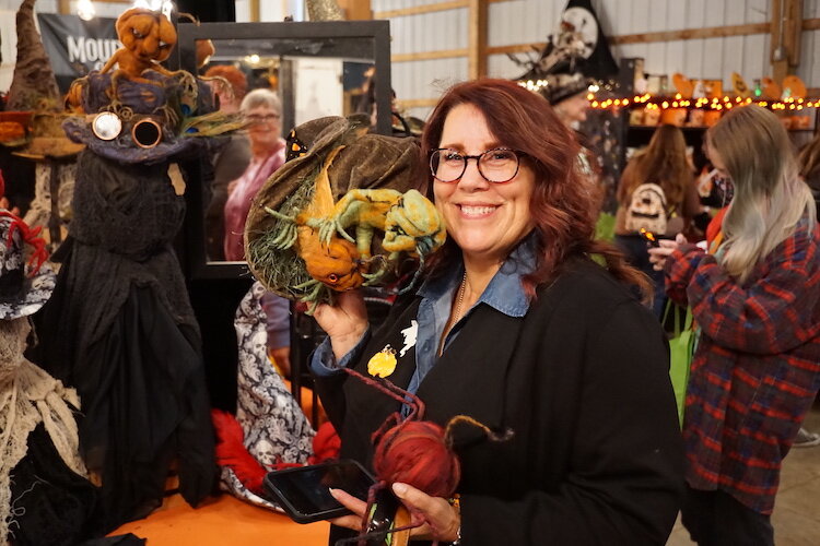 Bewitching Peddlers