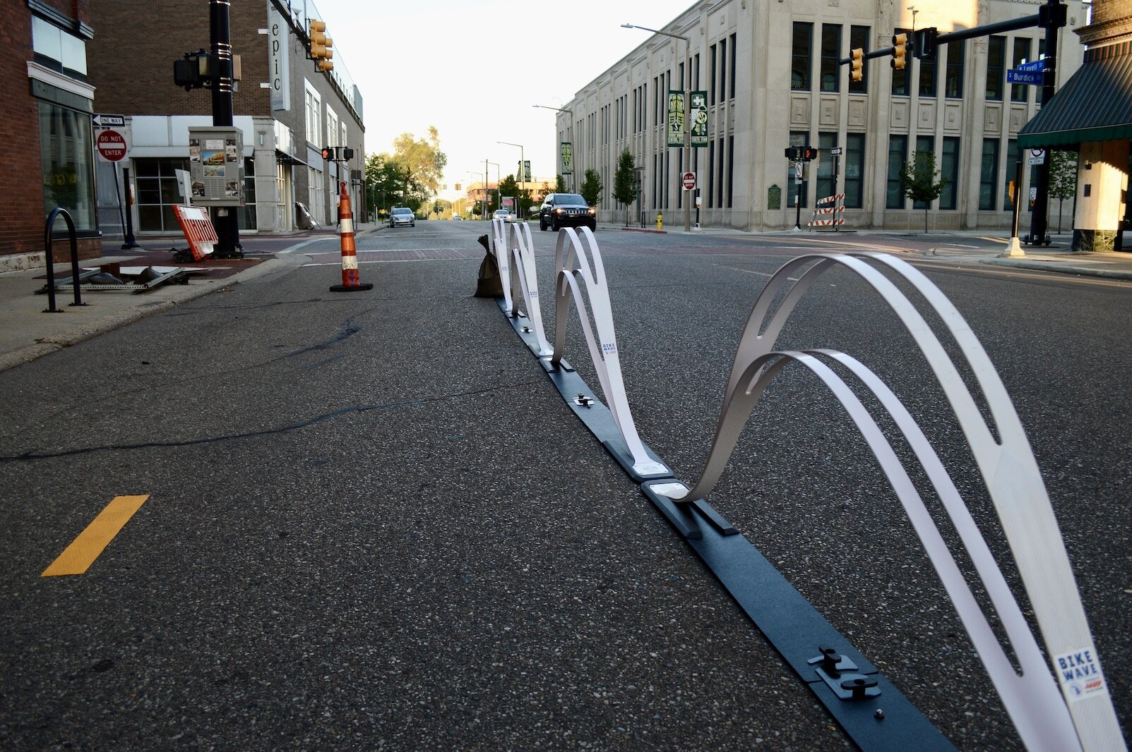 The Bike Wave was a collaboration between ModeShift, the Vine Neighborhood Association, the City of Kalamazoo, the League of Michigan Bicyclists and the AARP.