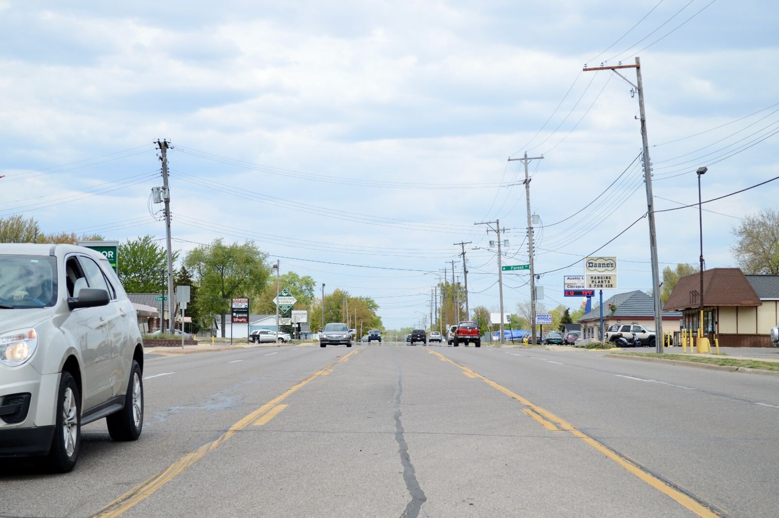 The view from the pedestrian island of the one crosswalk across Portage Road between Forest and Lakeview.