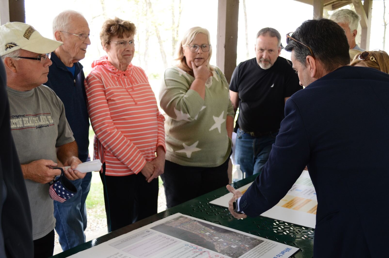  City Manager Joseph La Margo explains the placemaking plans to concerned West Lake residents.