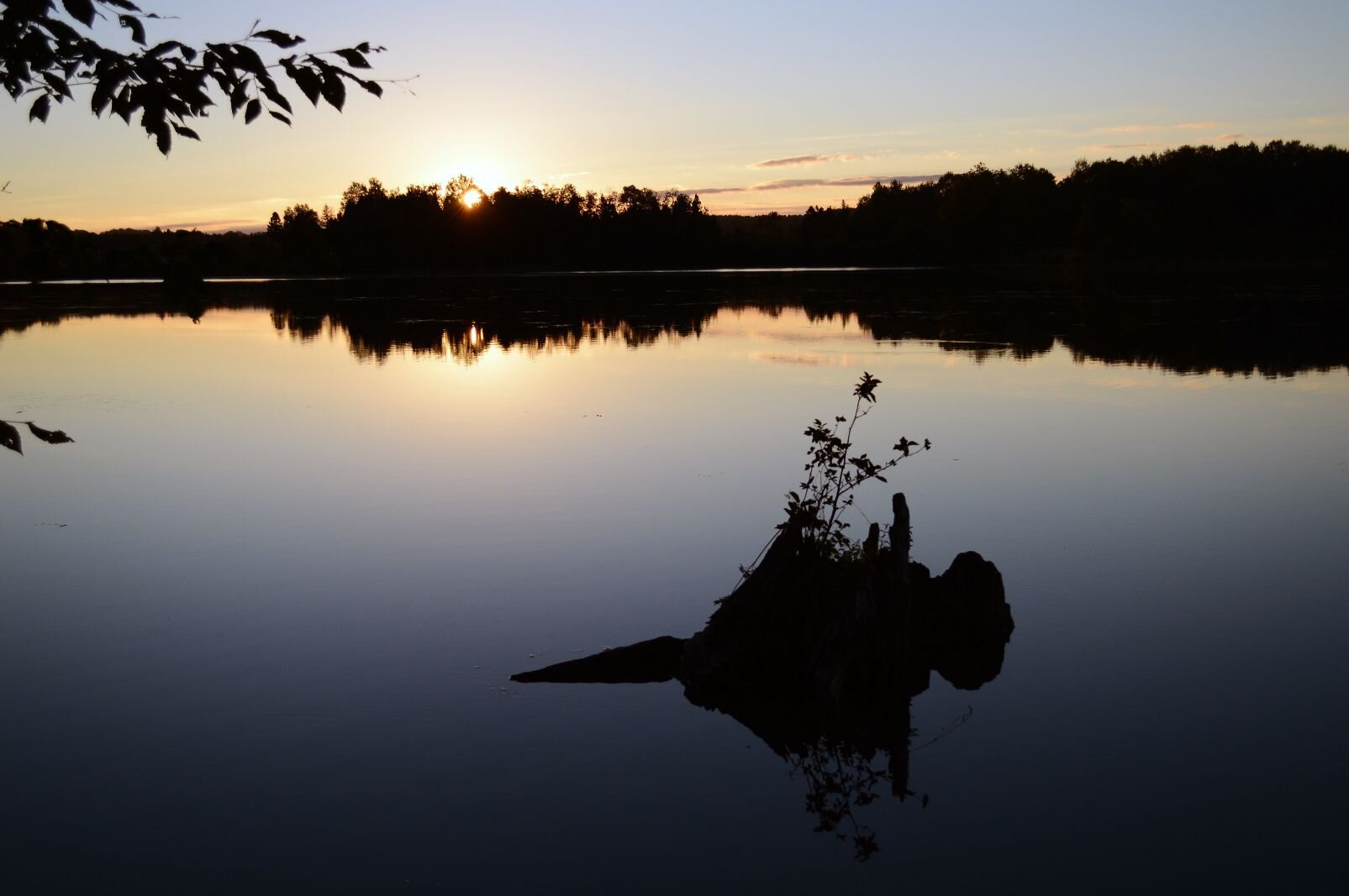 Sunrise over the Hodenpyl Dam Pond, near Mesick.