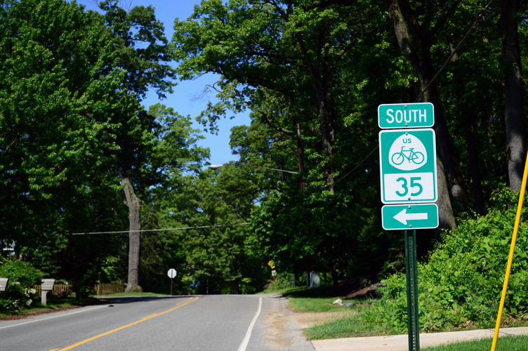 Signs guide riders along USBR 35.