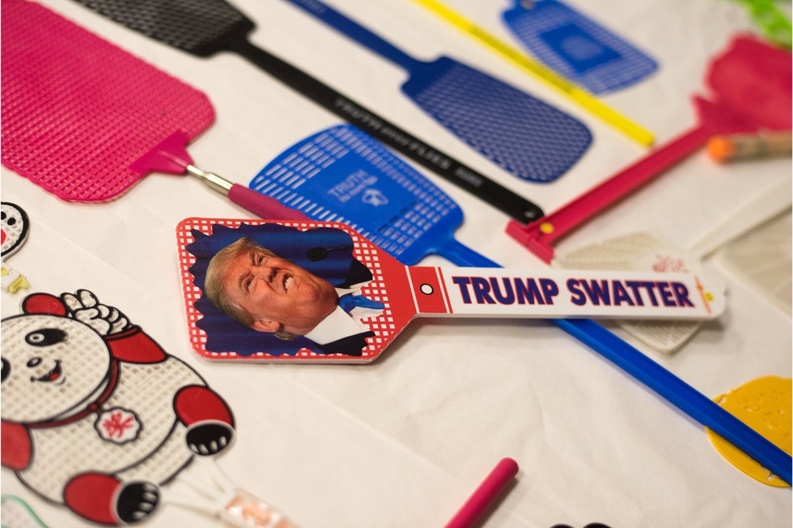 A flyswatter depicting former U.S. president, Donald Trump. One of the several American Politically-themed swatters.