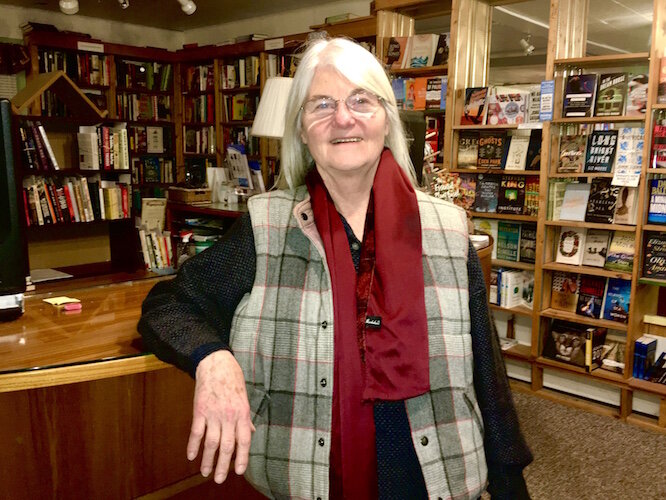 Gloria Tiller founded Kazoo Books in 1988.