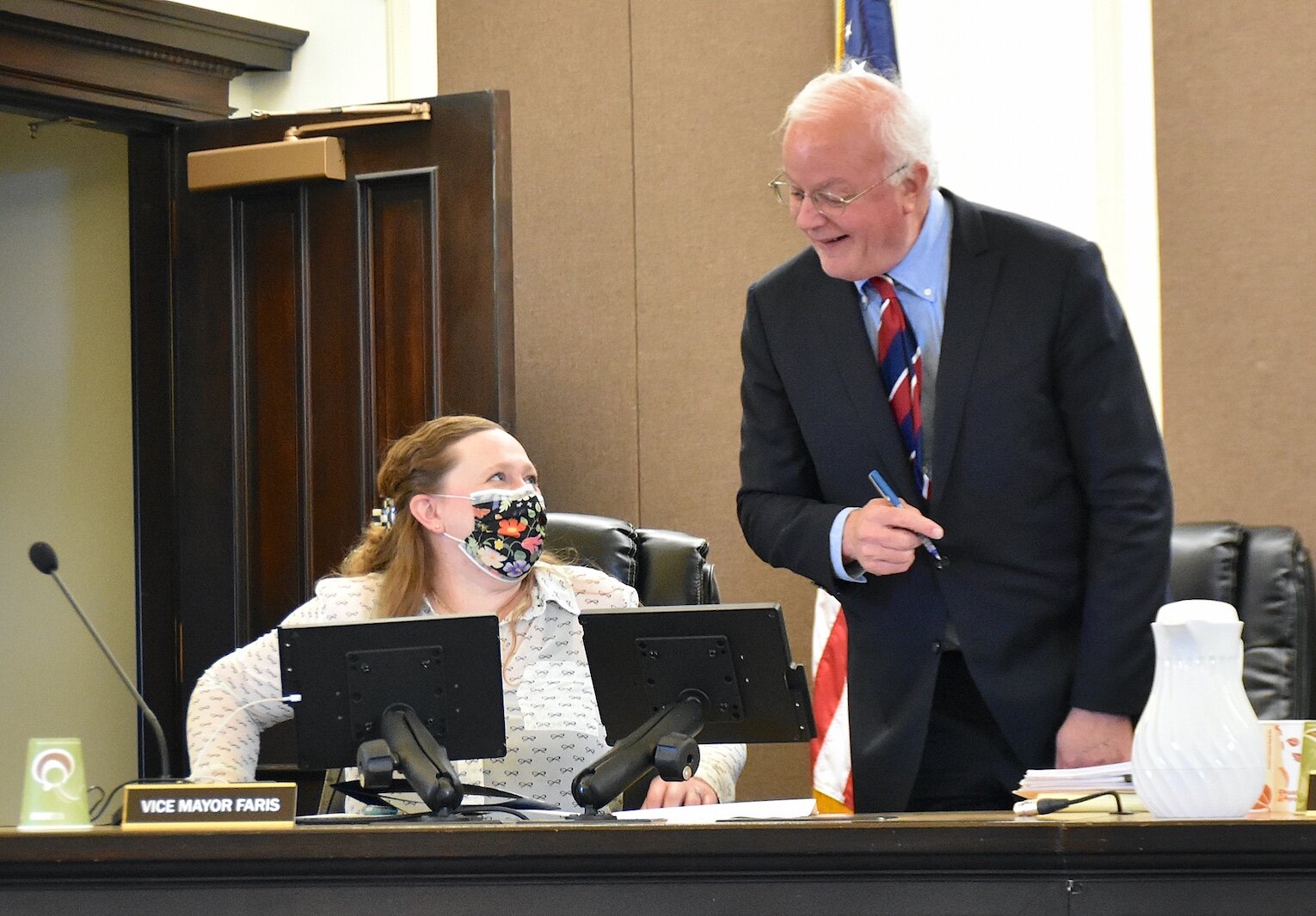 Kaytee Faris, Battle Creek City Commission member and Vice Mayor, talks with Mayor Mark Behnke prior to a recent meeting.