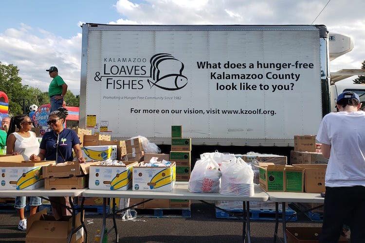 Kalamazoo Loaves & Fishes is set to receive funding from the Kalamazoo Community Foundation’s Community Urgent Relief Fund to help the food bank purchase more food, program supplies and pay its staff.