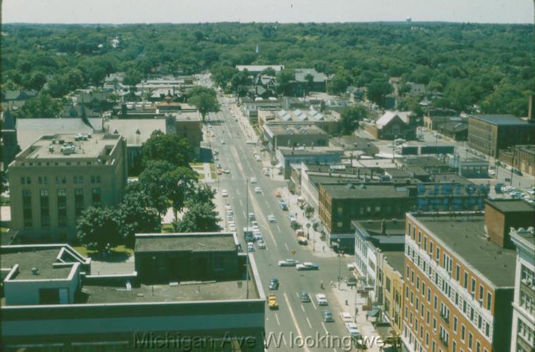 A view of Michigan Avenue circa 1955 with two-way traffic