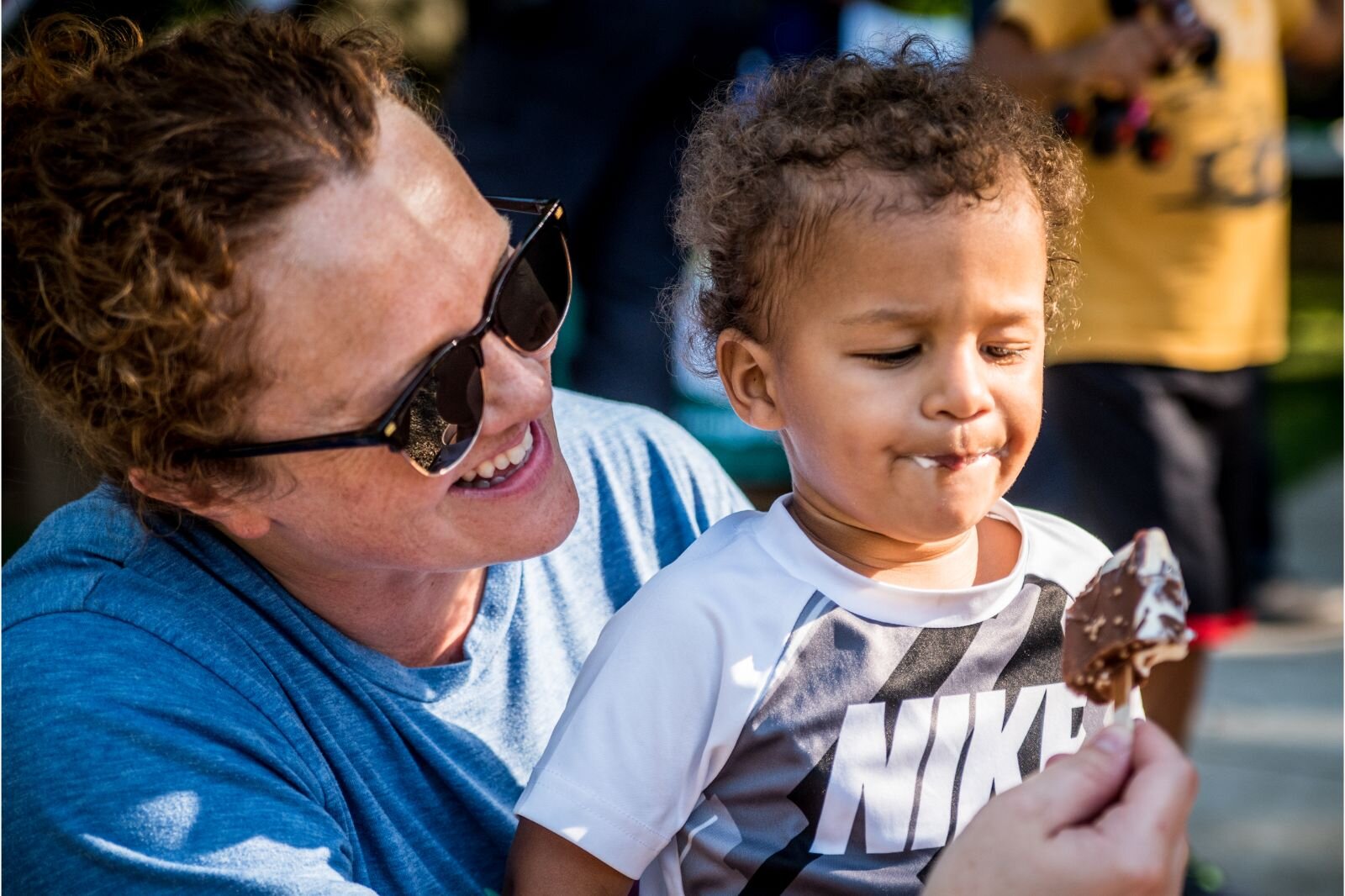 Ice cream makes everything better at the Naitonal Night Out celebration in the Vine Neighborhood. Photo by Fran Dwight.
