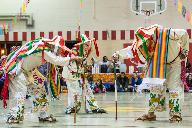 Celebrating Dia de los Muertos. Photo by Fran Dwight