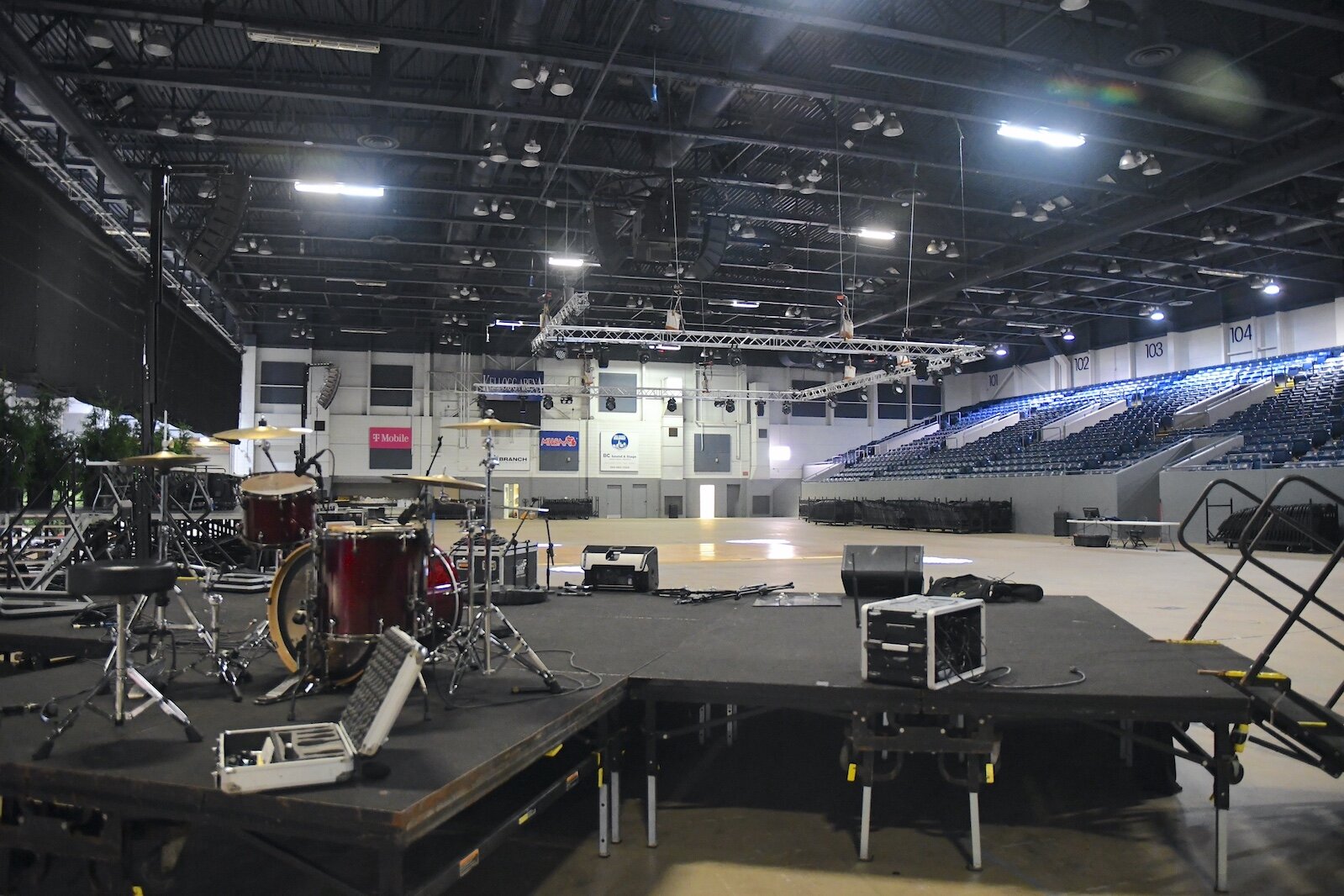 Preparations are being made for a wedding in Kellogg Arena.