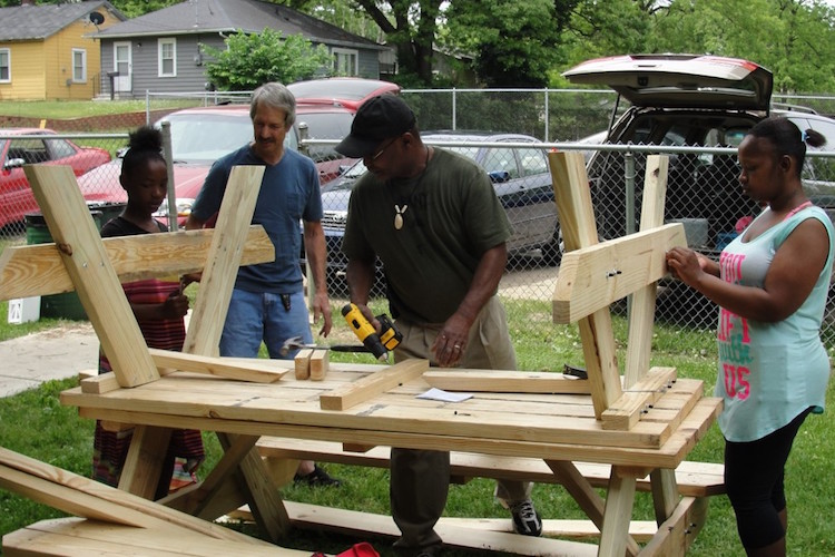 ENet and KENA organized a picnic construction event at Rockwell Park.