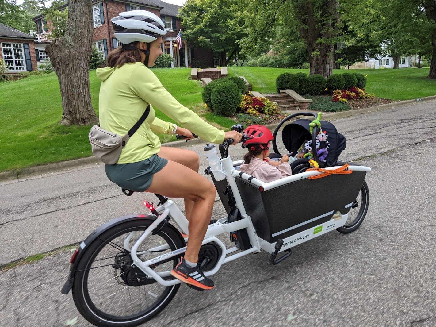Alexandra Filonyuk and husband Wilson Xu have replaced most car trips with their electric cargo bikes.
