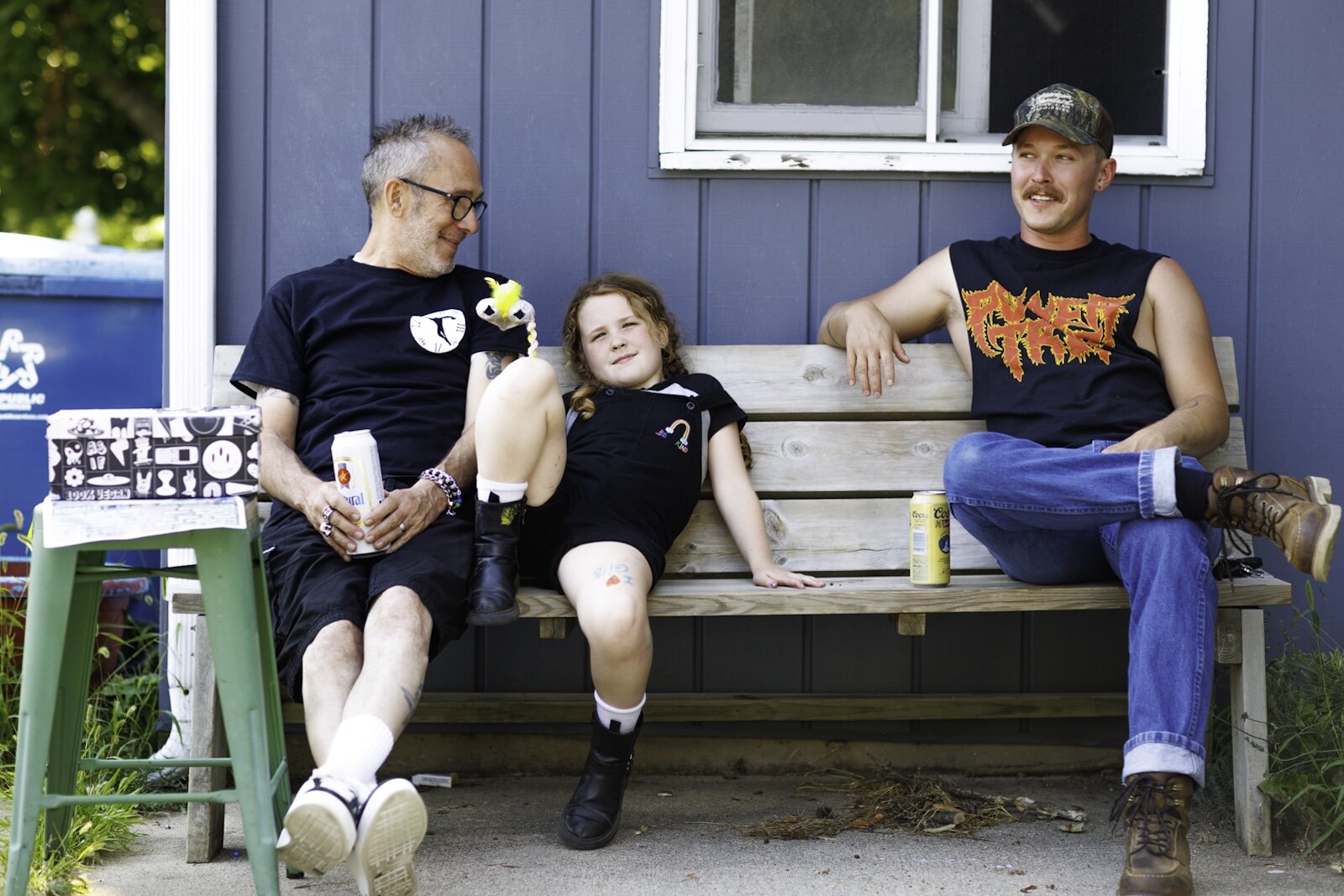Marty Burgess (volunteer doorman/bouncer and sometimes babysitter) keeping an eye on Effie Yates. Also, new RunOff fan Jarred, a Texas native who's new to Michigan.
