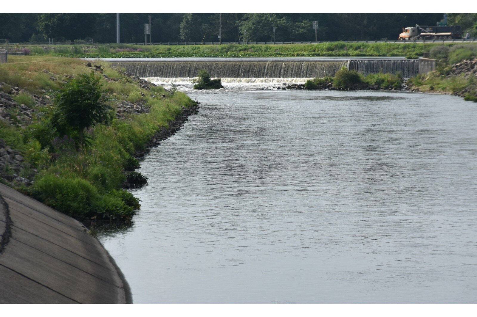 The Kalamazoo River flows toward the west just south of downtown Battle Creek.