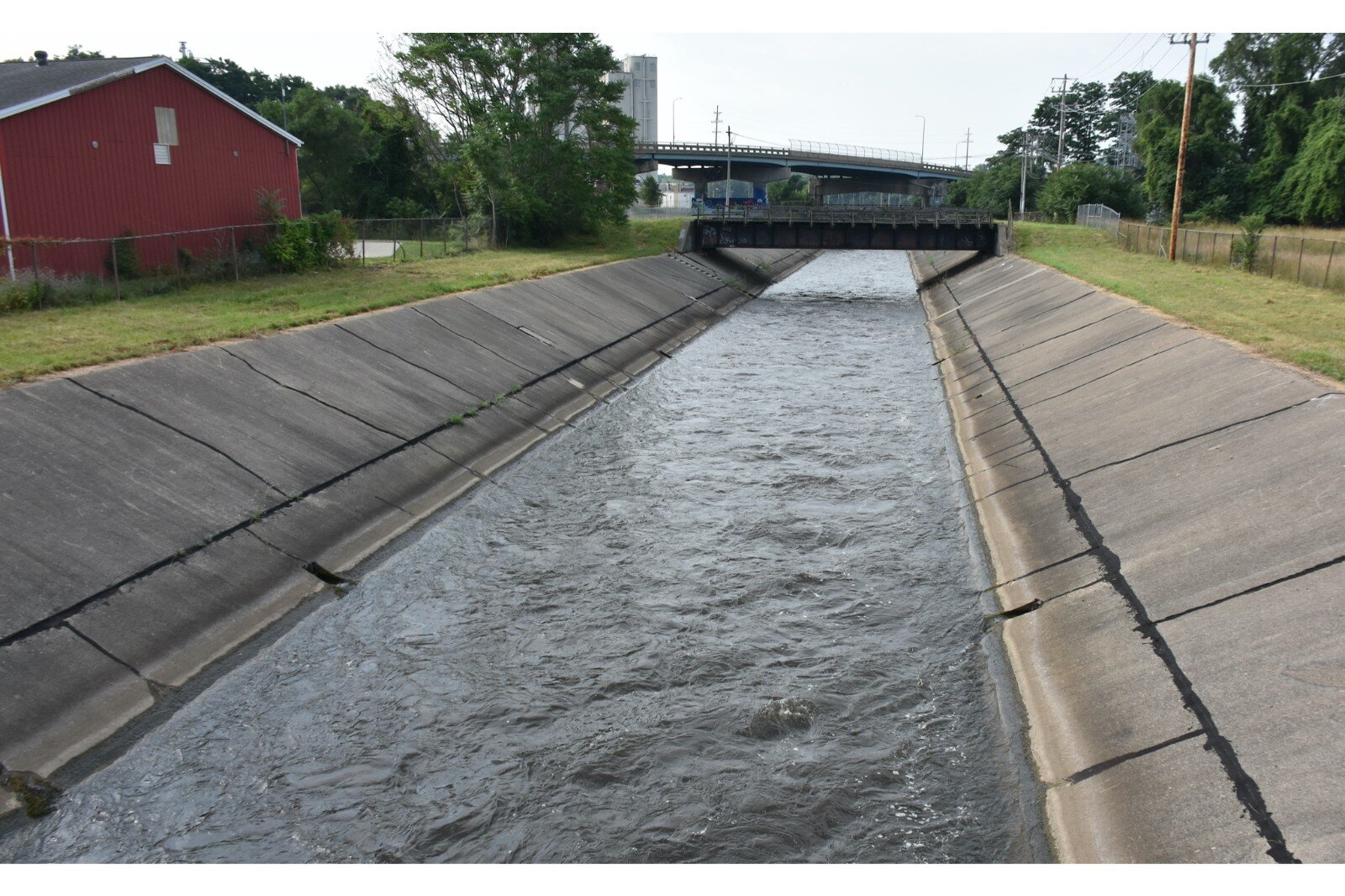 The Kalamazoo River flows to the west south of Hamblin Avenue near downtown Battle Creek.