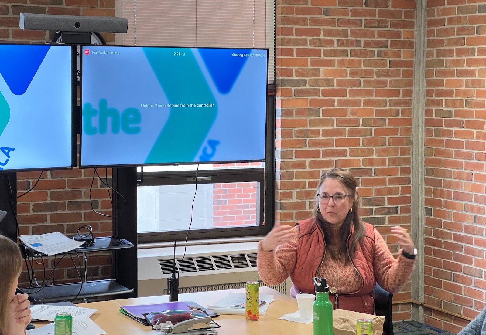 Vicky Kettner assists with many of the behind the scenes details of the Voices of Youth program and led those who wanted to learn about promoting stories on social media.  