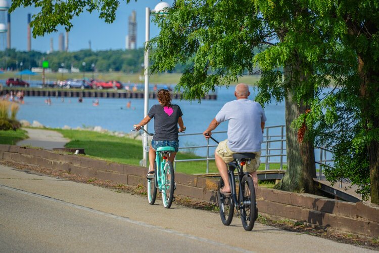 Scenes from the Bridge to Bay Trail