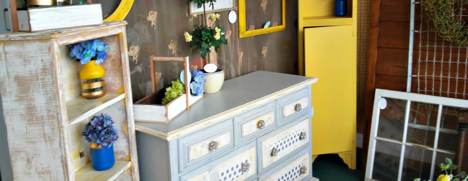 Vendors who upcycle furniture can find a home at Cinda Gondol-Mills new shop.