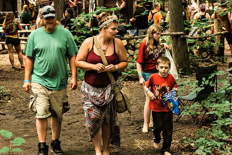 Wendel Ratliff and Amanda McGuffin at Folk in the Woods