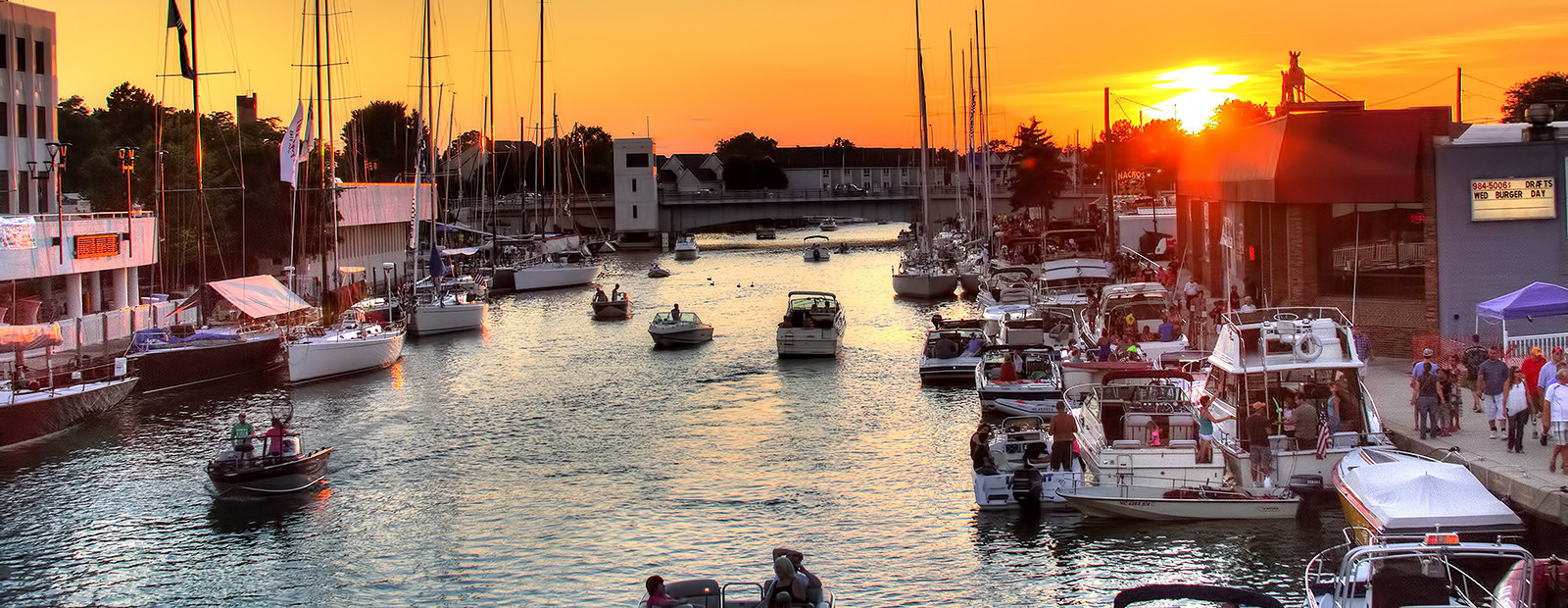 Port Huron boats at dusk