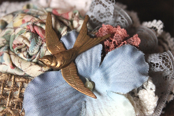 purse pin/brooch-Amber Baker, Dusty Luck Vintage