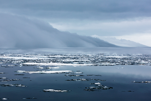 Cold Lake Superior Temps clash with warm air creating a massive fogbank I Shawn Malone