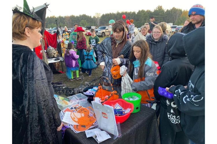 Held the weekend before Halloween, Fright Night is a popular annual event. 